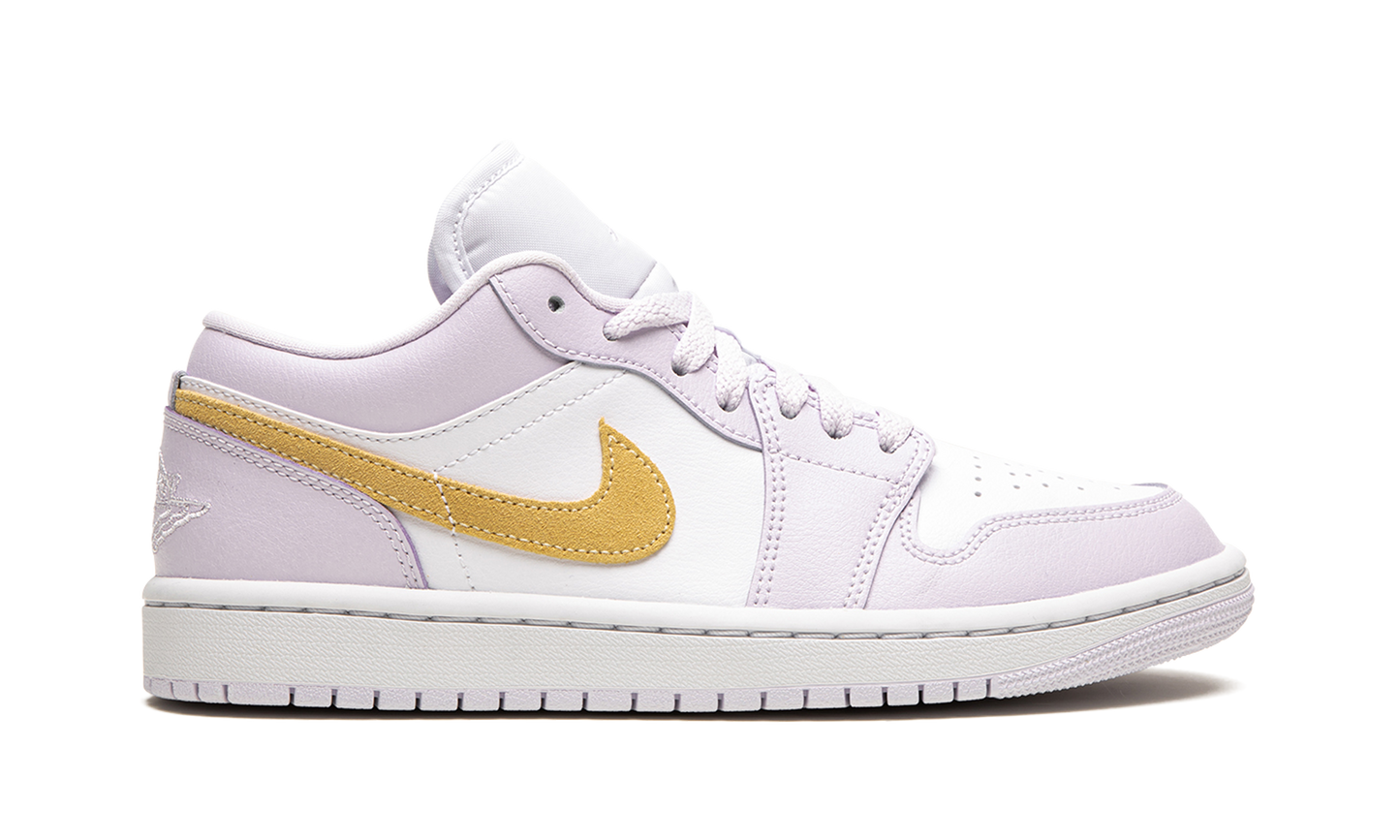 AIR JORDAN 1 LO WMNS  Barely Grape