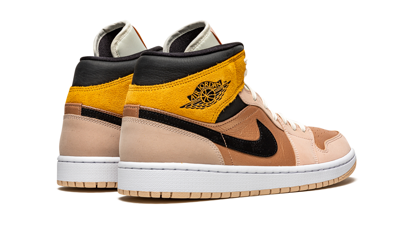 AIR JORDAN 1 MID SE WMNS  Particle Beige