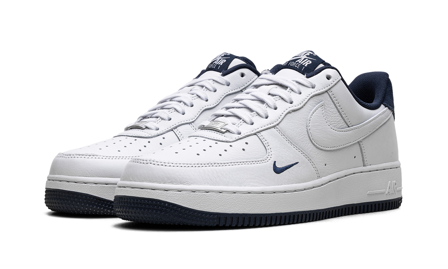 Air Force 1 Low '07 LV8  Photon Dust Obsidian