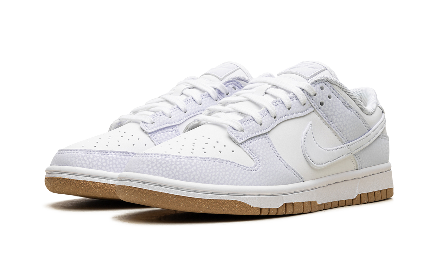 Dunk Low WMNS  Football Grey / Gum