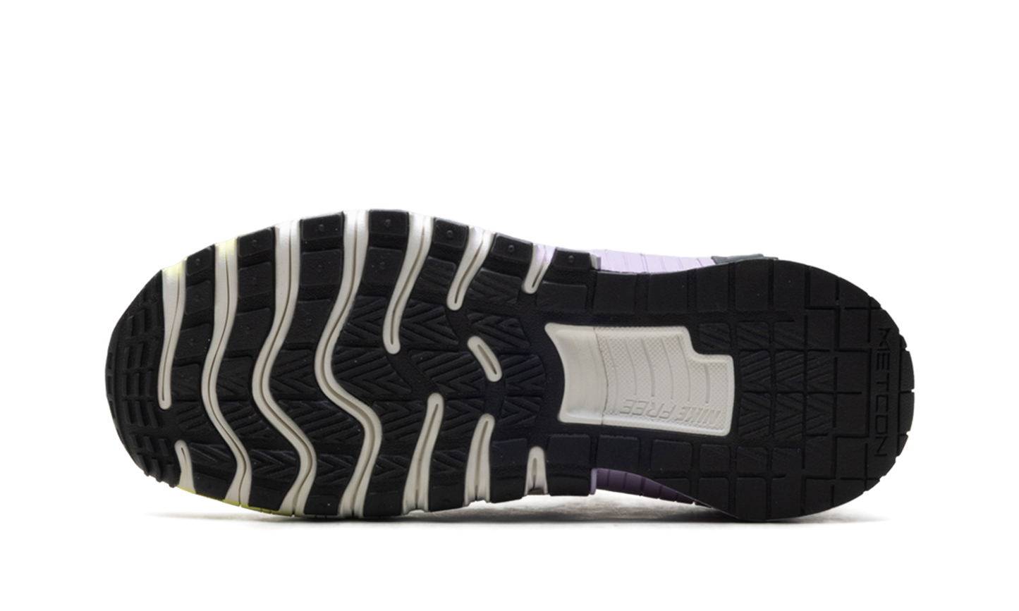 Free Metcon 6 SE WMNS  Phantom Black Hydrangeas Metallic Silver