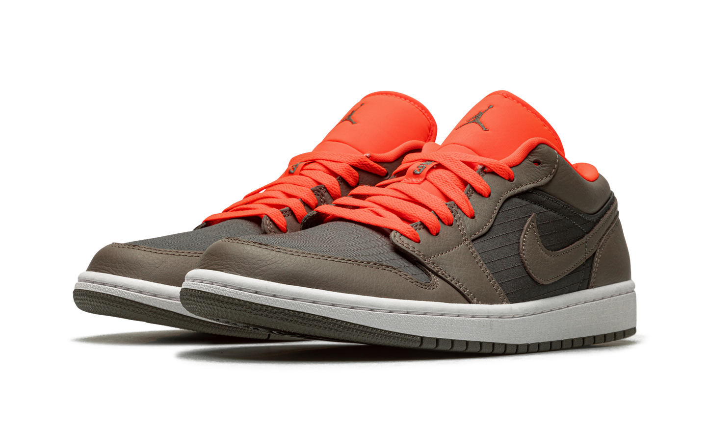 AIR JORDAN 1 LO SE WMNS  Black / Olive/ Bright Crimson