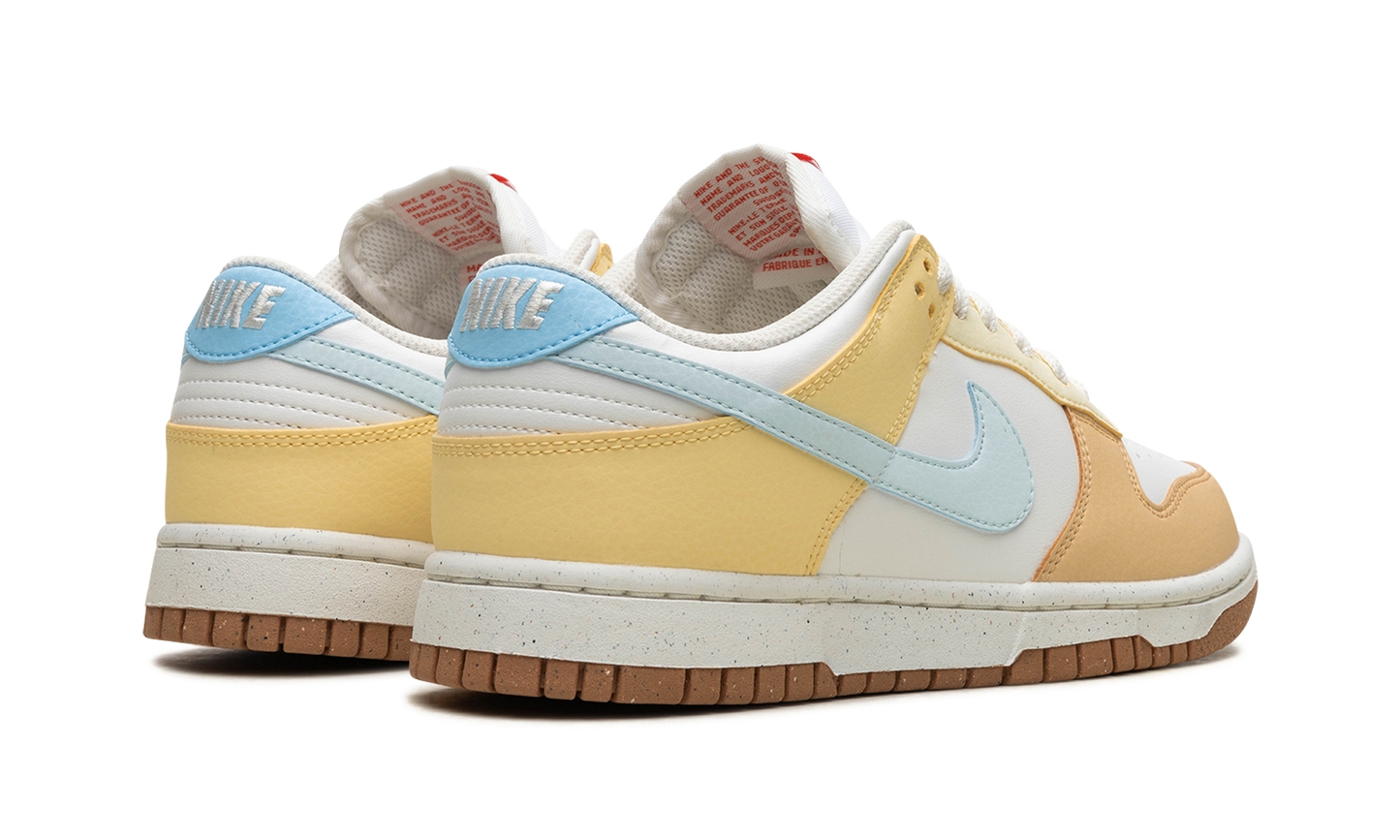 DUNK LOW WMNS  Soft Yellow