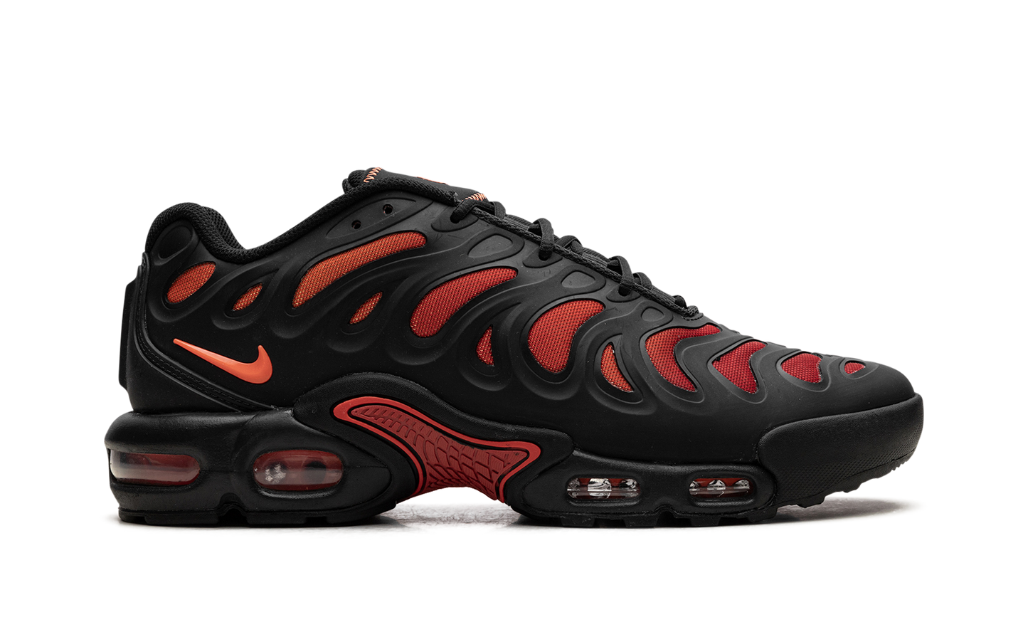 Air Max Plus Drift  Black Dragon Red