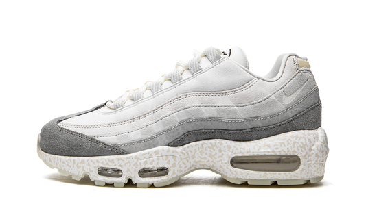 Air Max 95 QS  Light Bone-Glow in the Dark
