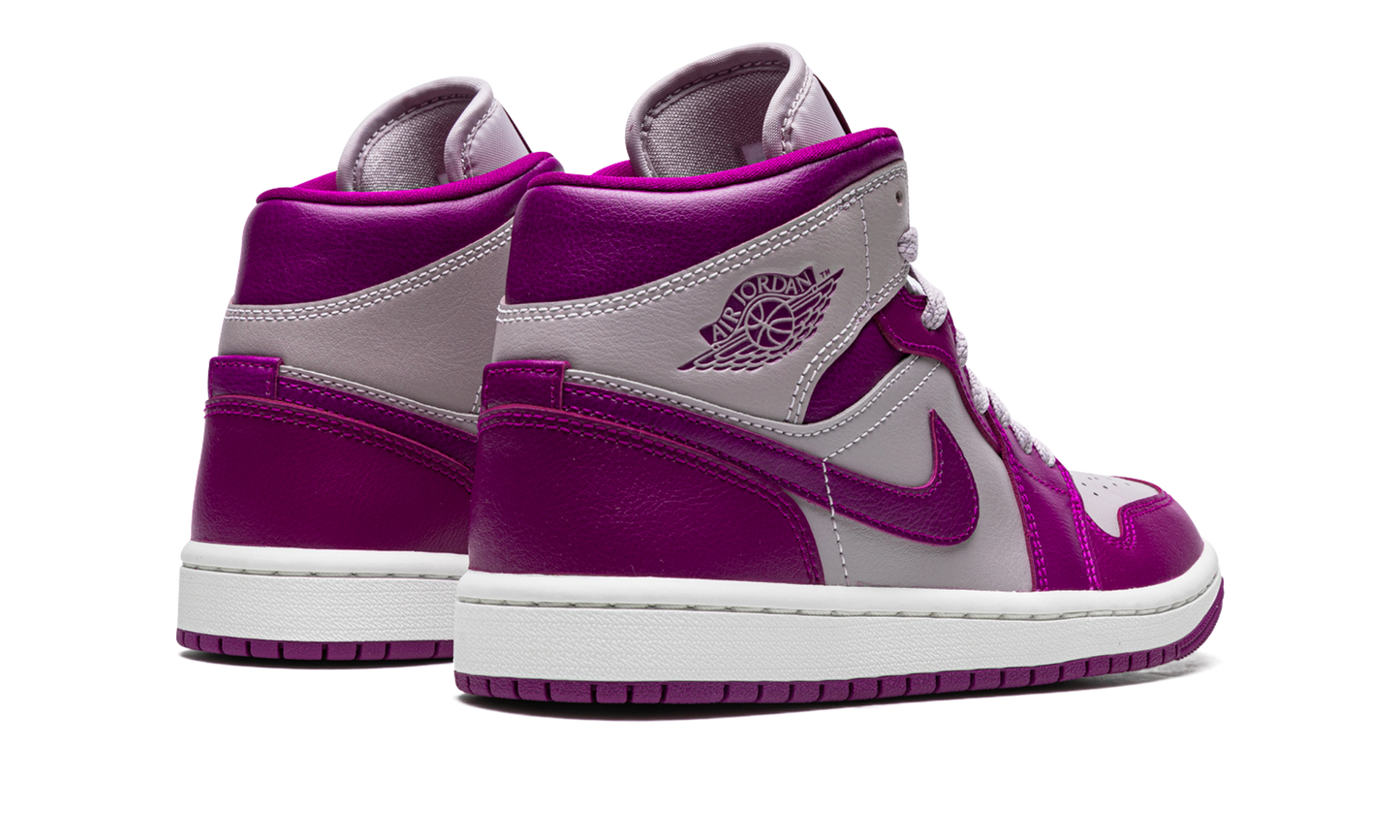 AIR JORDAN 1 MID WMNS  Magenta