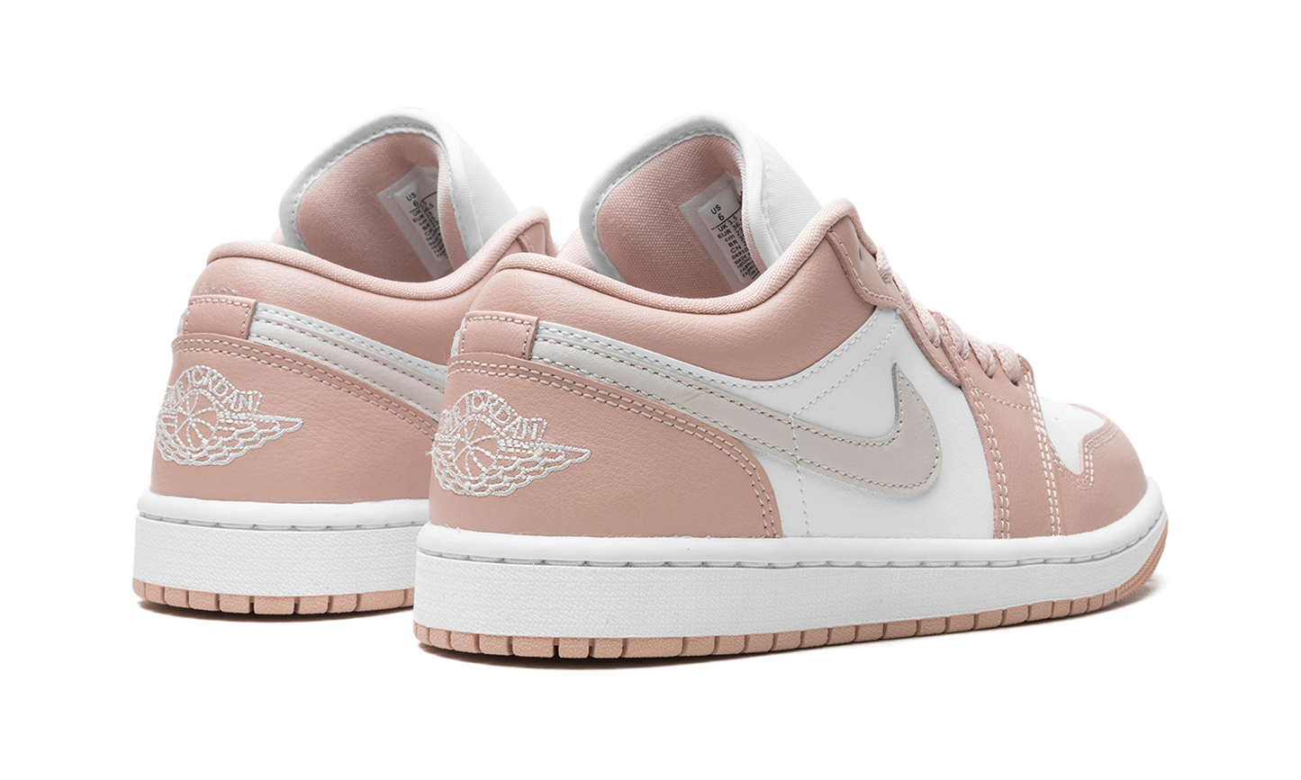 Air Jordan 1 Low WMNS  CRIMSON TINT