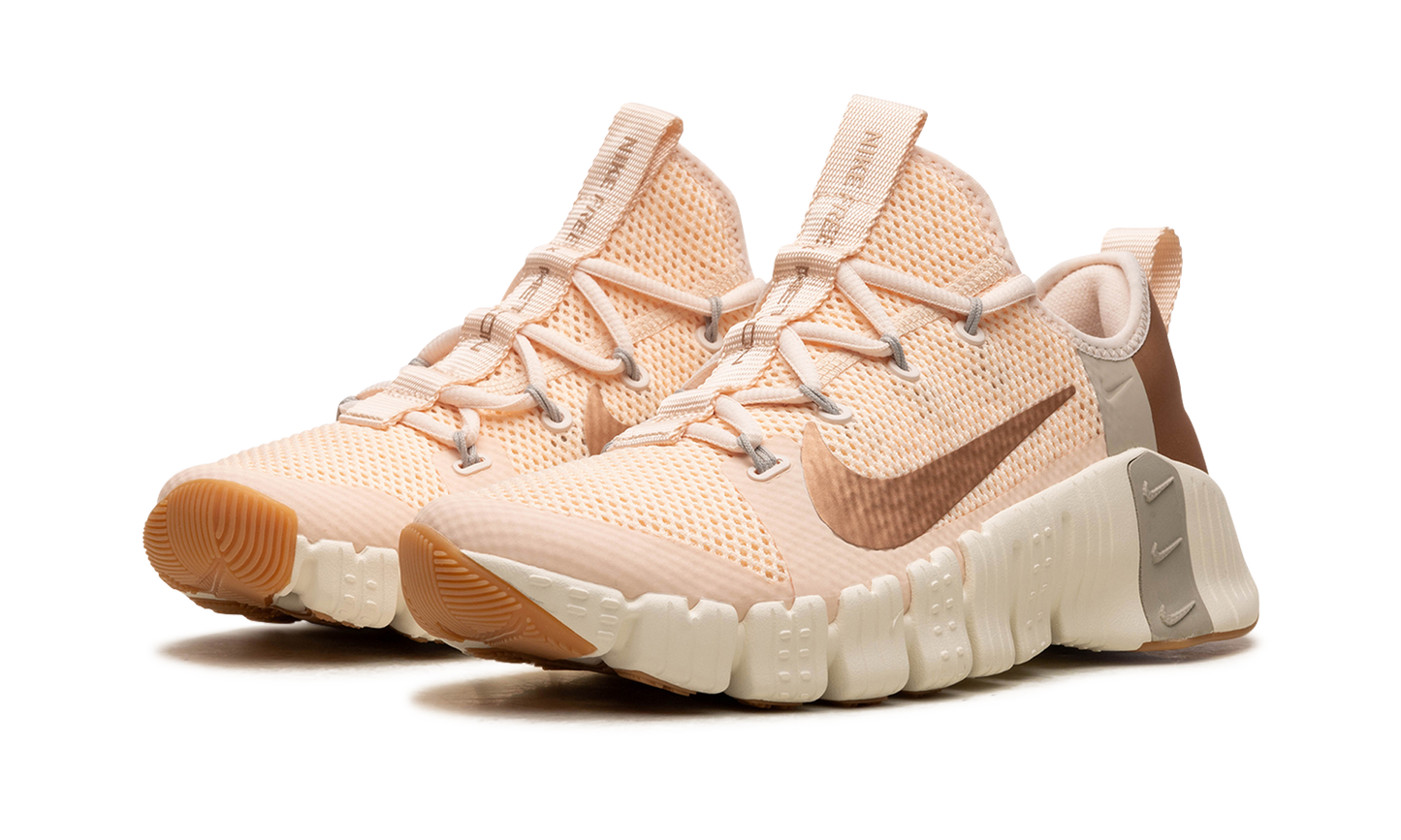 FREE METCON 3 WMNS  Guava Ice