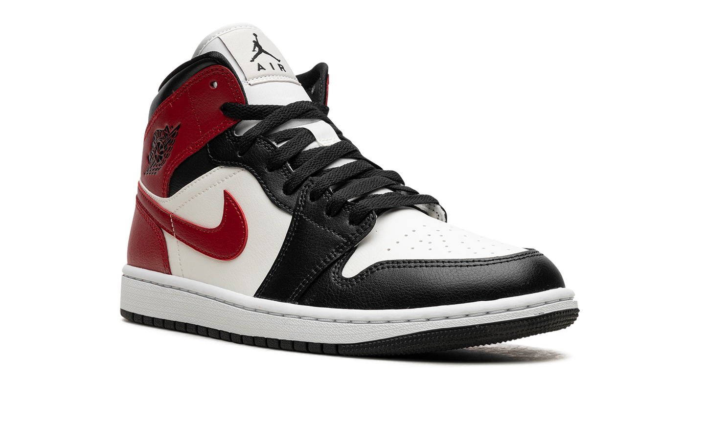 AIR JORDAN 1 MID WMNS  Black Toe