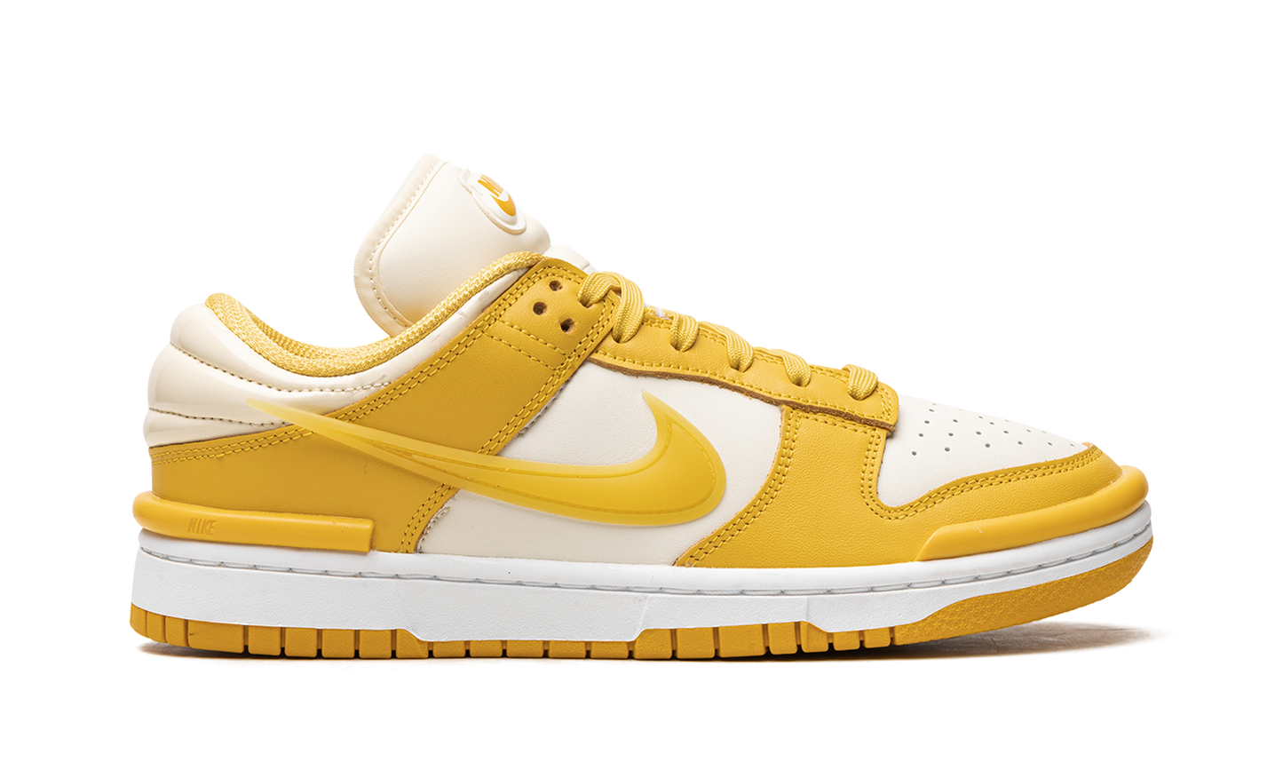 DUNK LO TIST WMNS  Vivid Sulfur