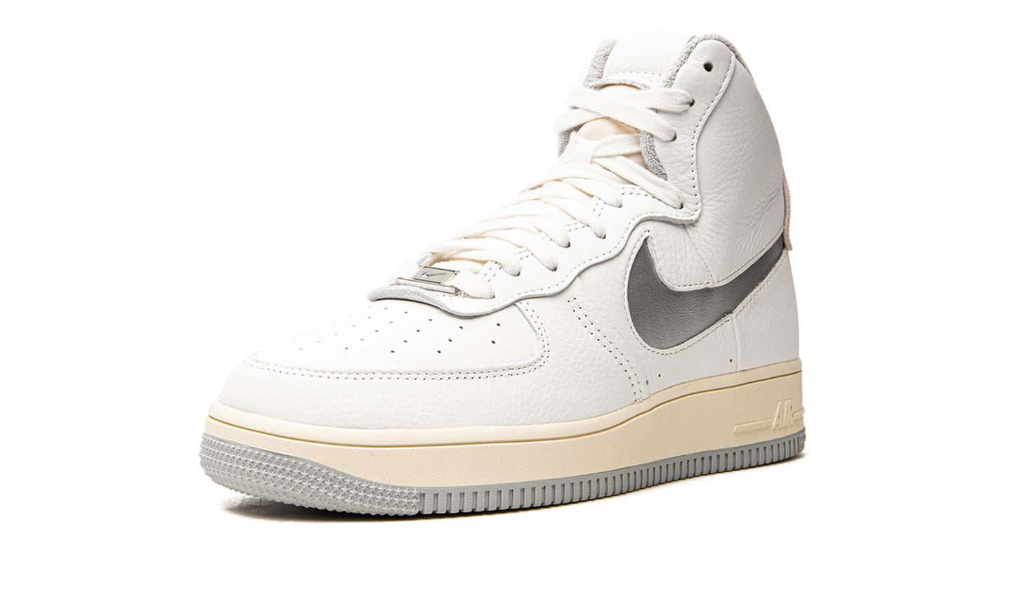 AIR FORCE 1 HIGH SCULPT MNS WMNS  White / Silver