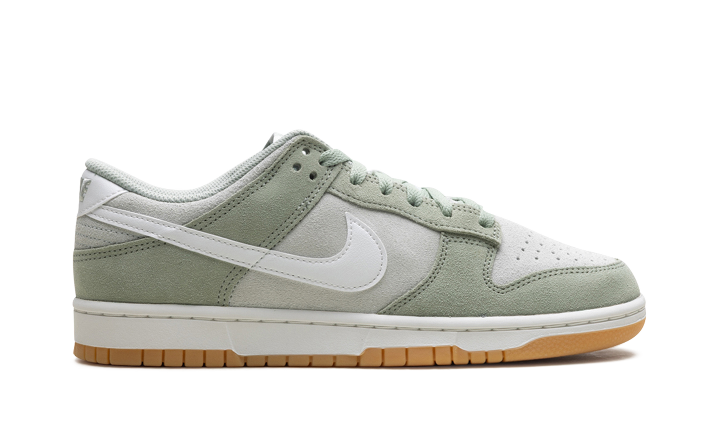 Dunk Low SE  Jade Horizon