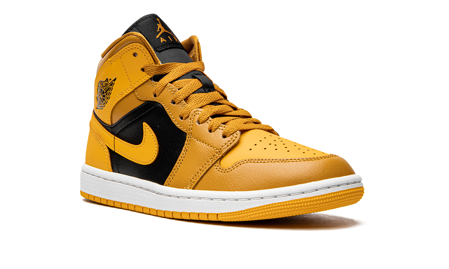 AIR JORDAN 1 MID WMNS  Chutney