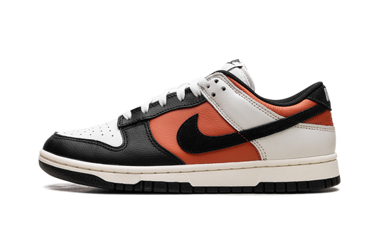 Dunk Low  Vintage Coral