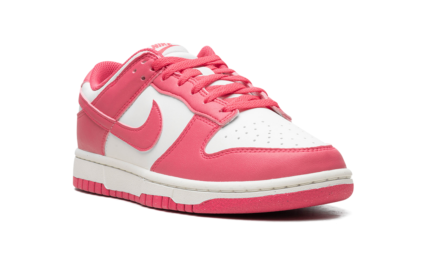 Nike Dunk Low. WMNS  Pink