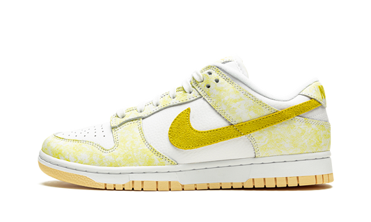 DUNK LOW WMNS  Yellow Strike