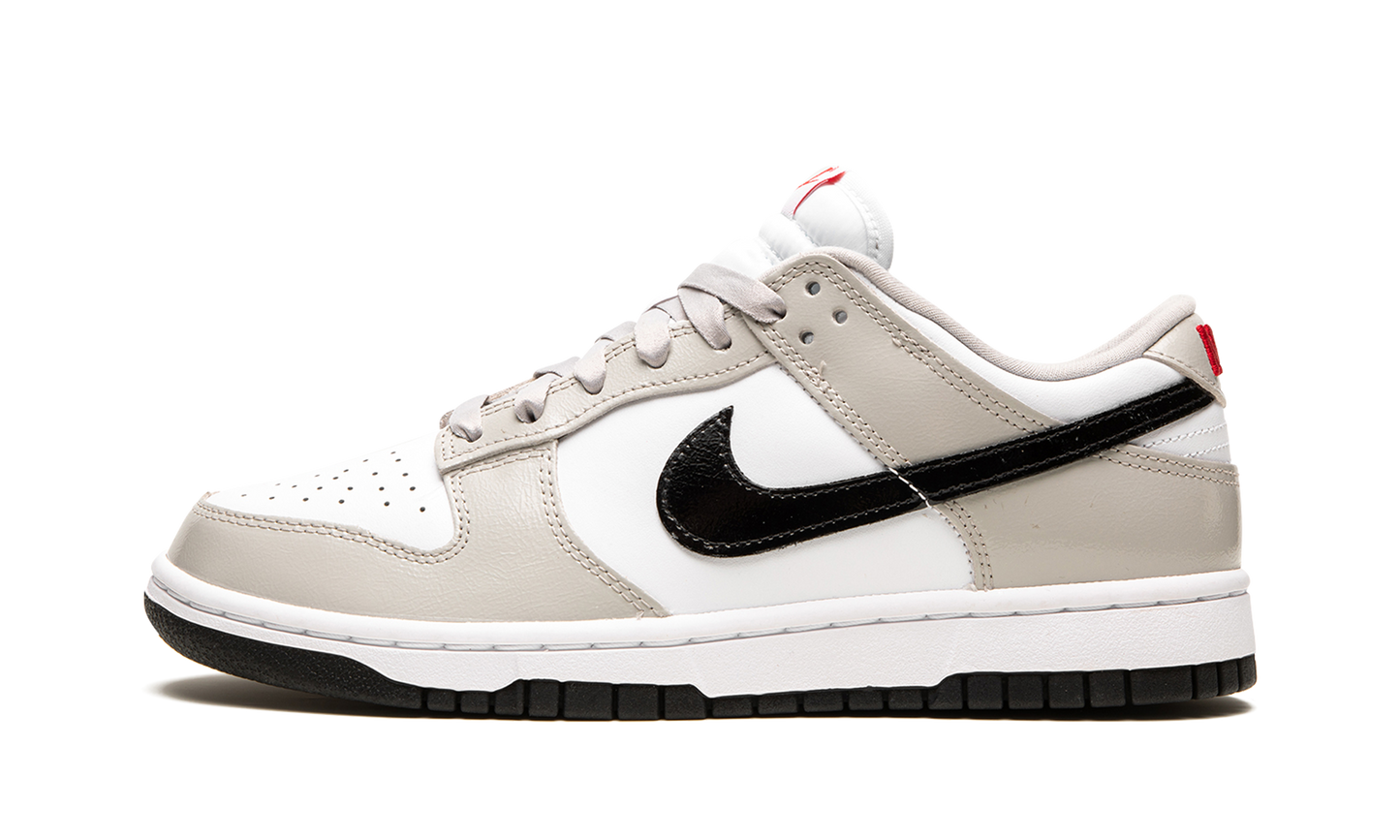 DUNK LO ESS WMNS  Light Iron Ore