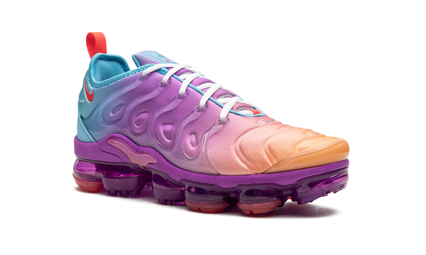 AIR VAPORMAX PLUS WMNS  Multigradient