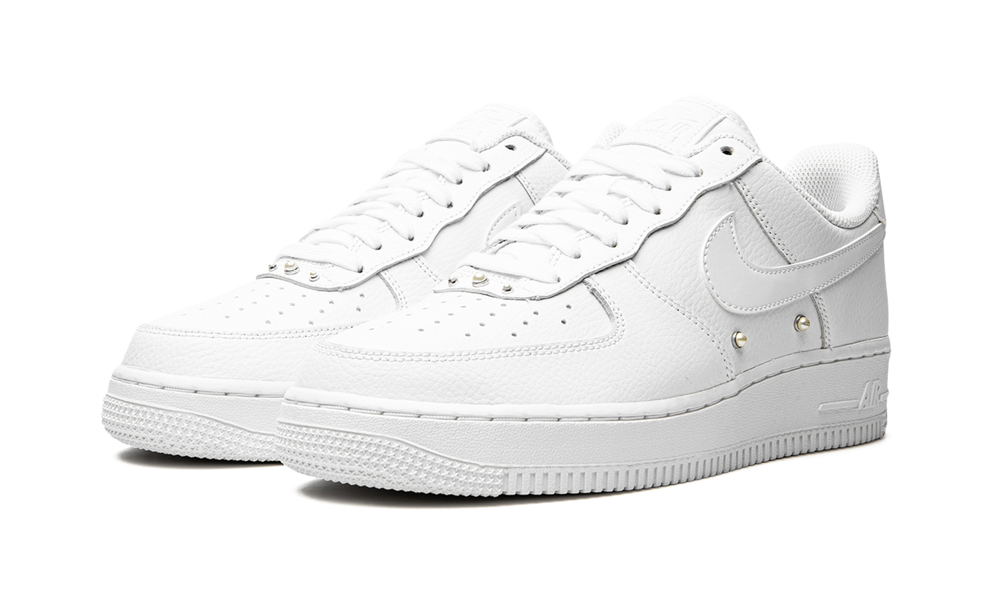 AIR FORCE 1 LO MNS WMNS  Pearls