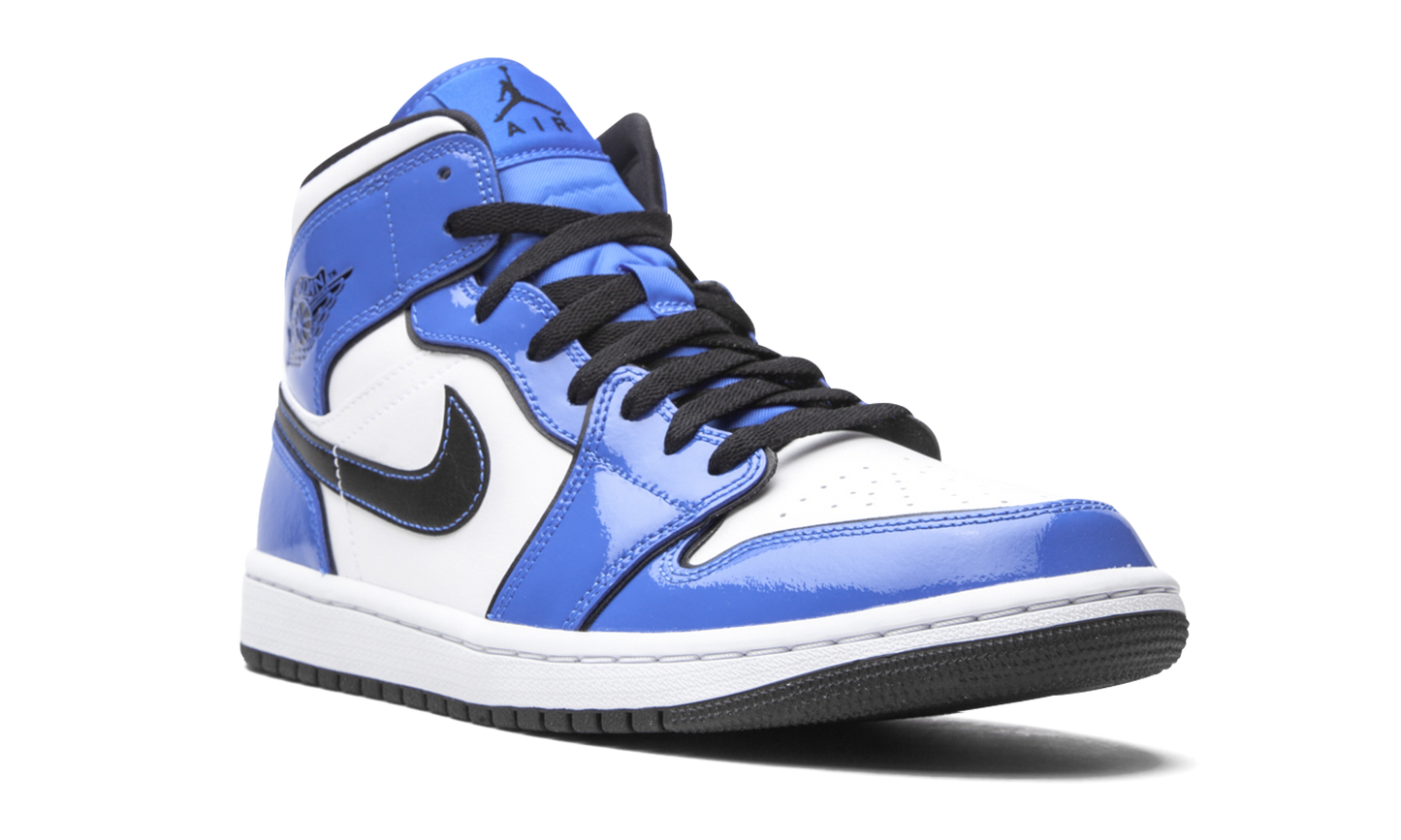 Air Jordan 1 Mid SE  Signal Blue