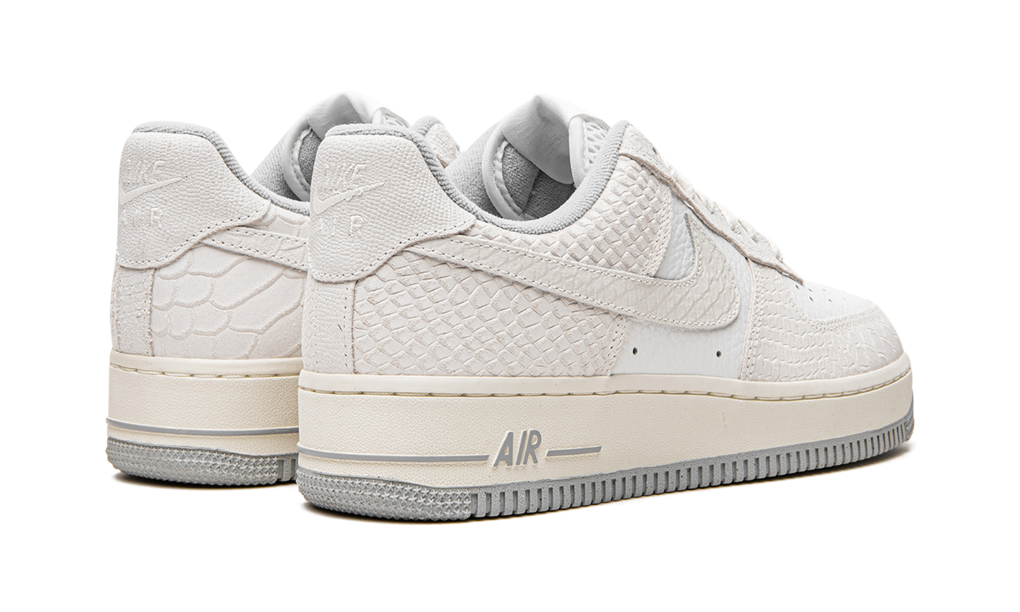 AIR FORCE 1 WMNS  White Python