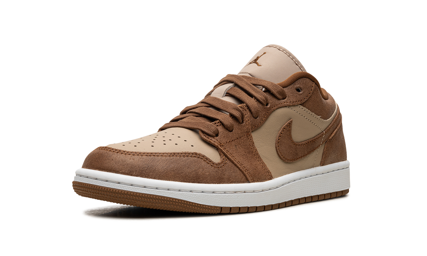 Air Jordan 1 Low WMNS  Tan/Brown