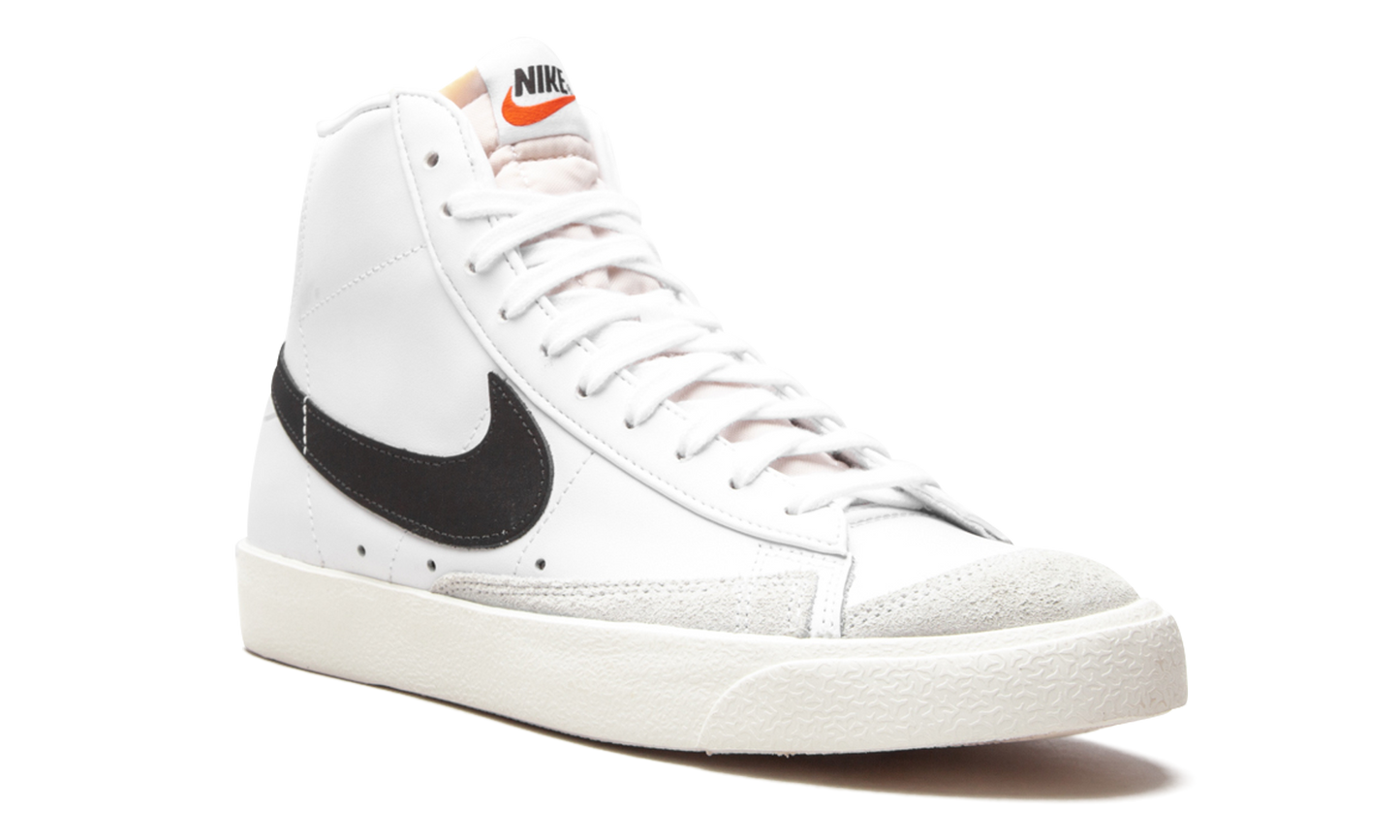 BLAZER MID '77 MNS WMNS  White / Black