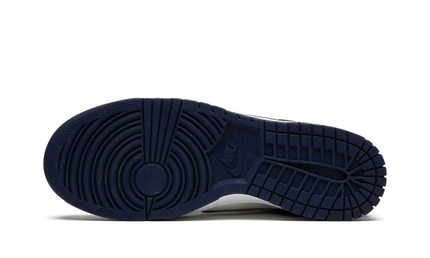 Dunk Low  Navy / White / Grey