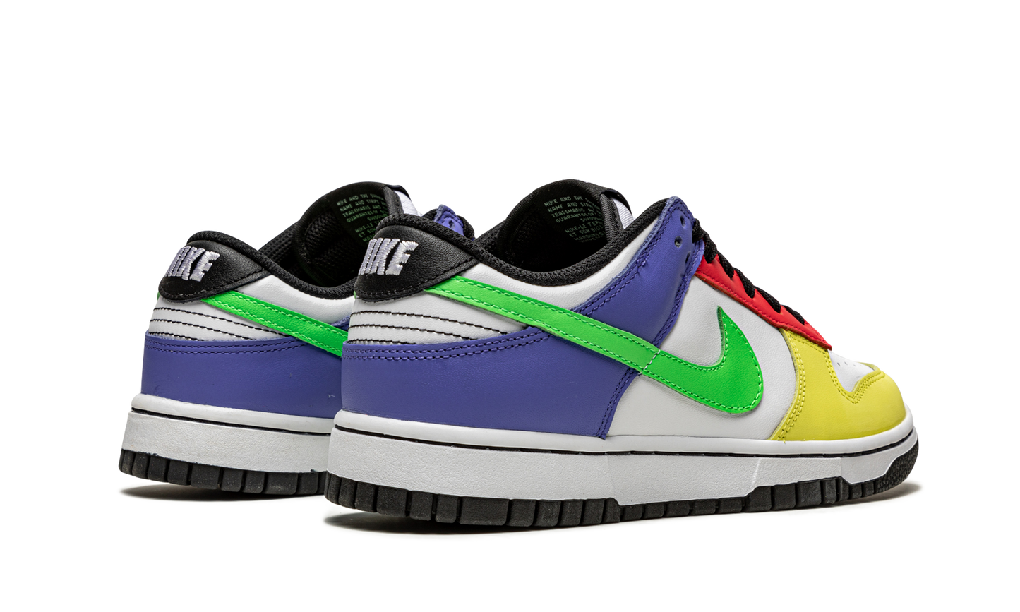 DUNK LOW WMNS  Green Strike