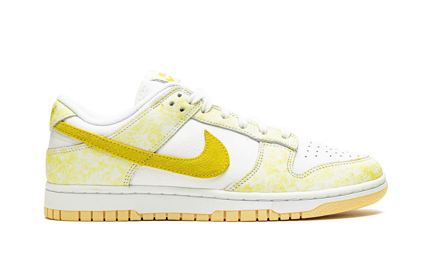 DUNK LOW WMNS  Yellow Strike