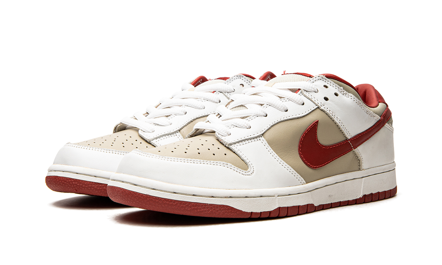 DUNK LO PRO MNS WMNS  Light Stone Varsity Red