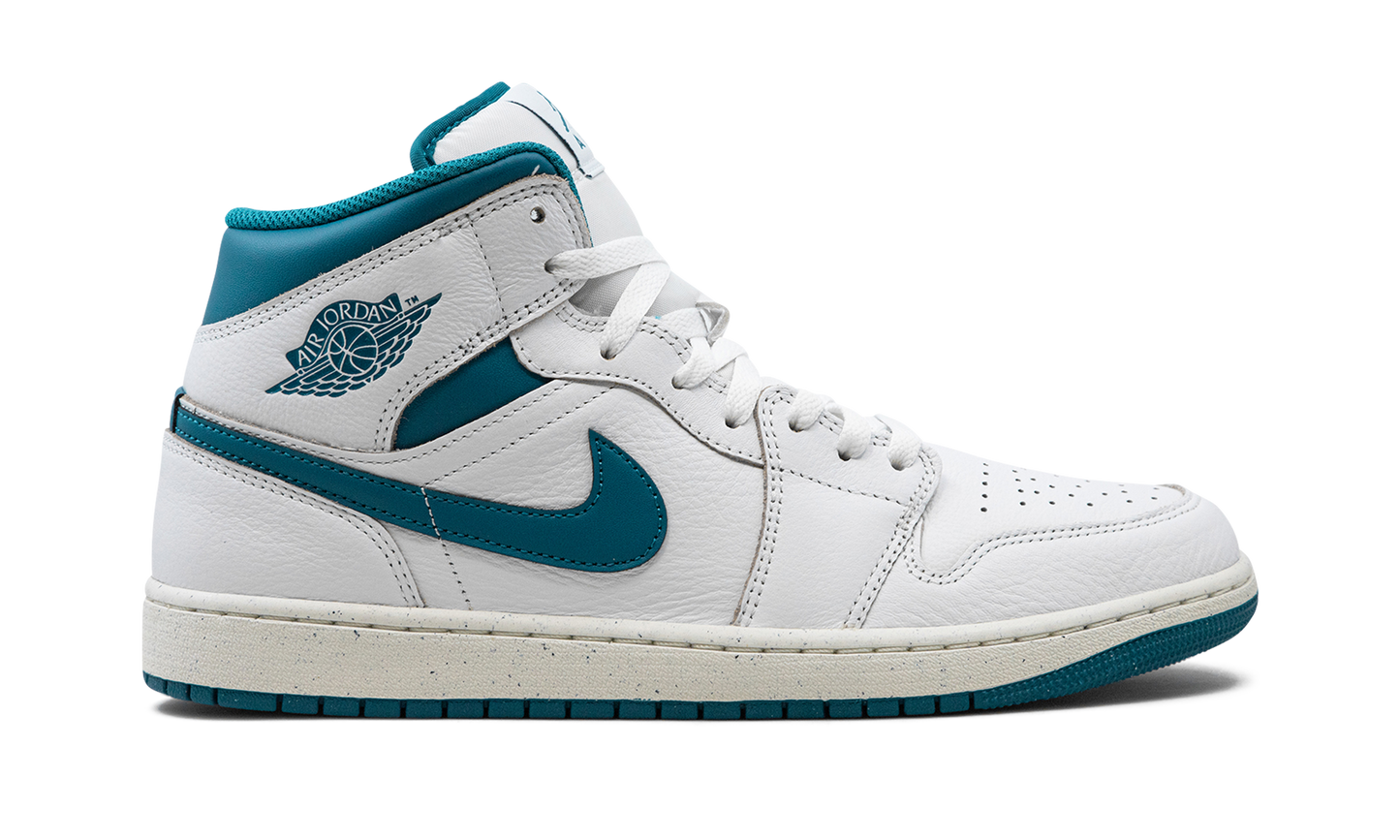 Jordan 1 Mid SE  Industrial Blue