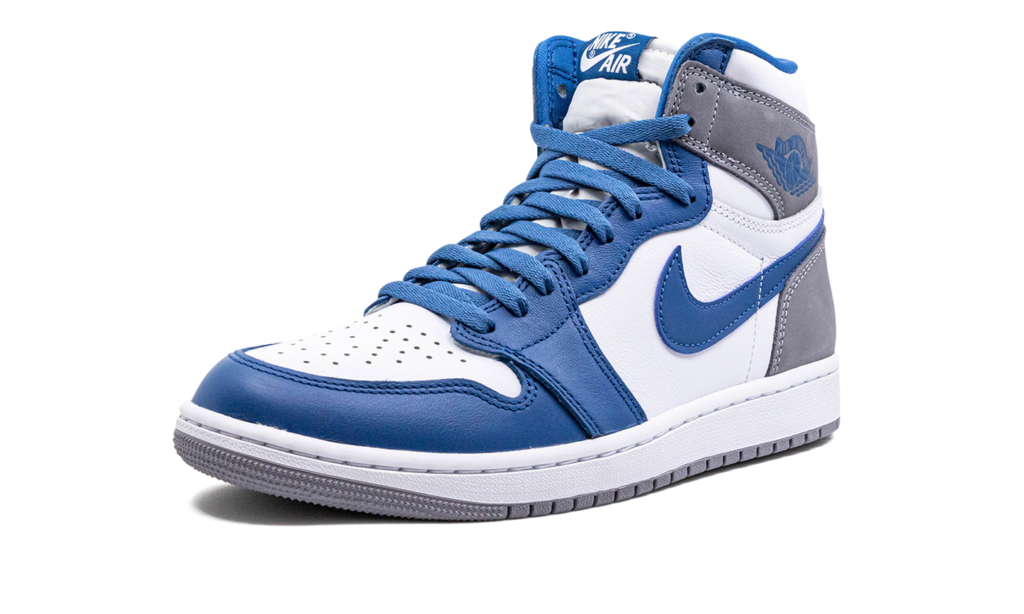 Air Jordan 1 High OG  True Blue