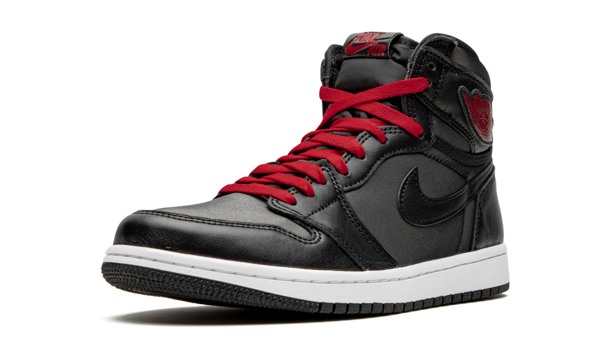 Air Jordan 1 Retro High OG  Black Satin/Gym Red