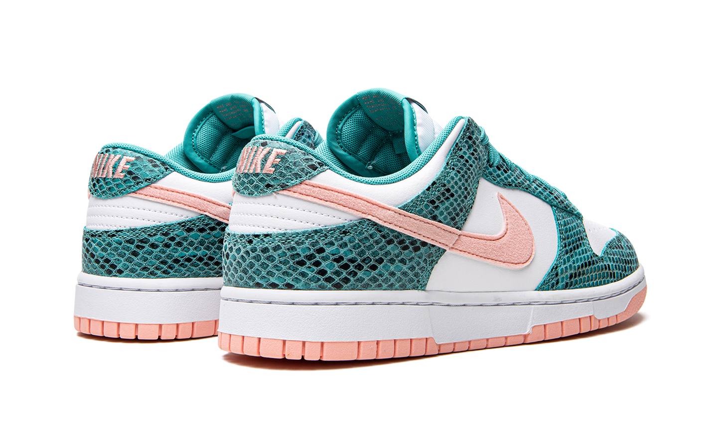 Dunk Low  Snakeskin Washed Teal Bleached Coral