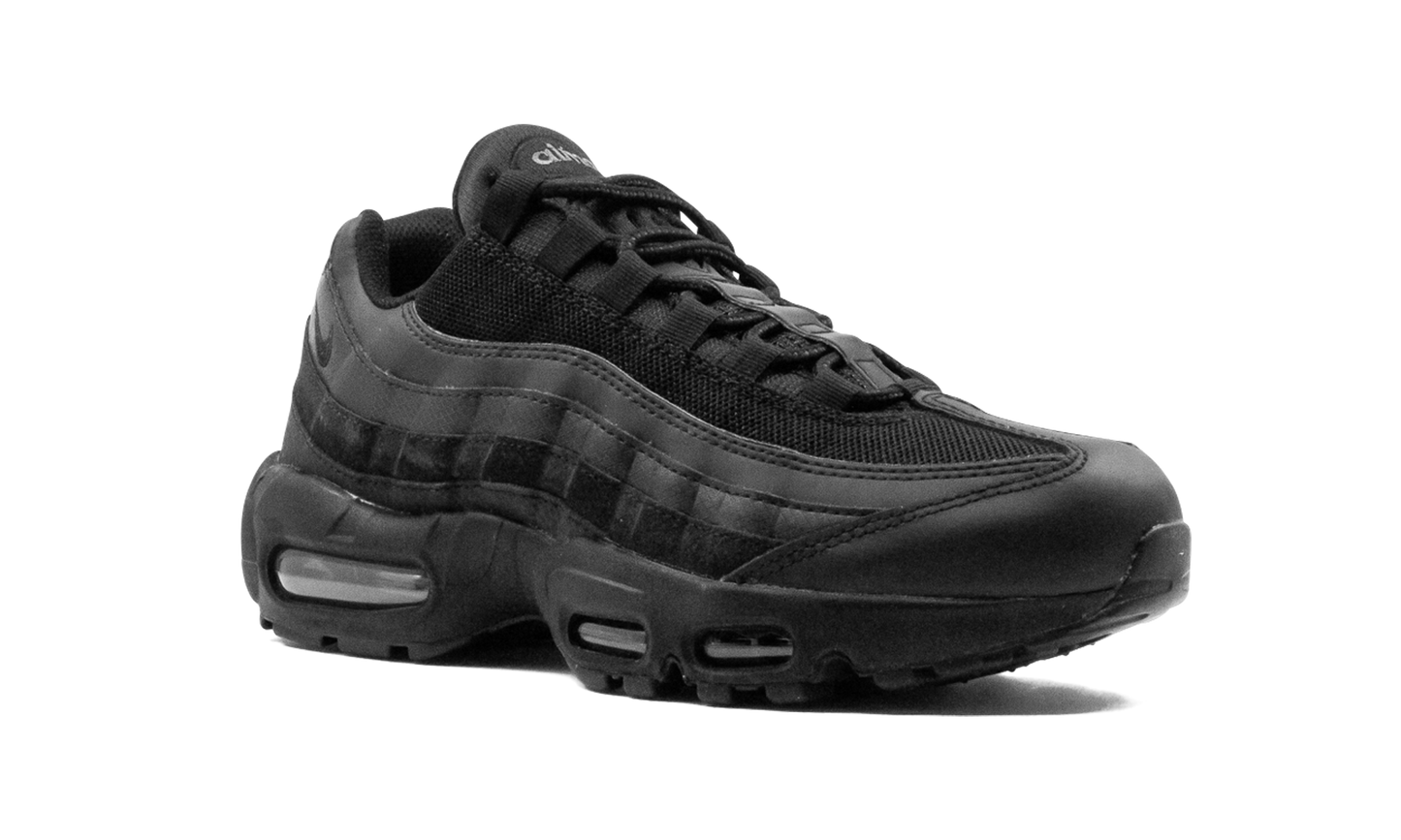 Air Max 95 Essential  Triple Black