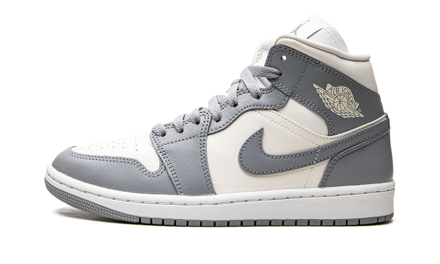 AIR JORDAN 1 MID WMNS  Stealth