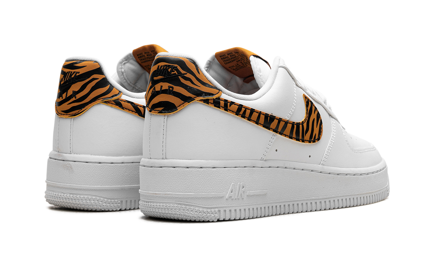 Air Force 1 '07 WMNS  Tiger Stripes