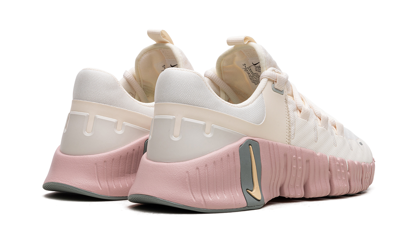 FREE METCON 5 WMNS  Pale Ivory