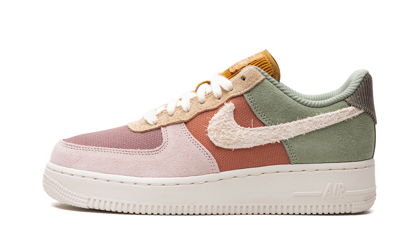 AIR FORCE 1 WMNS  Oil Green
