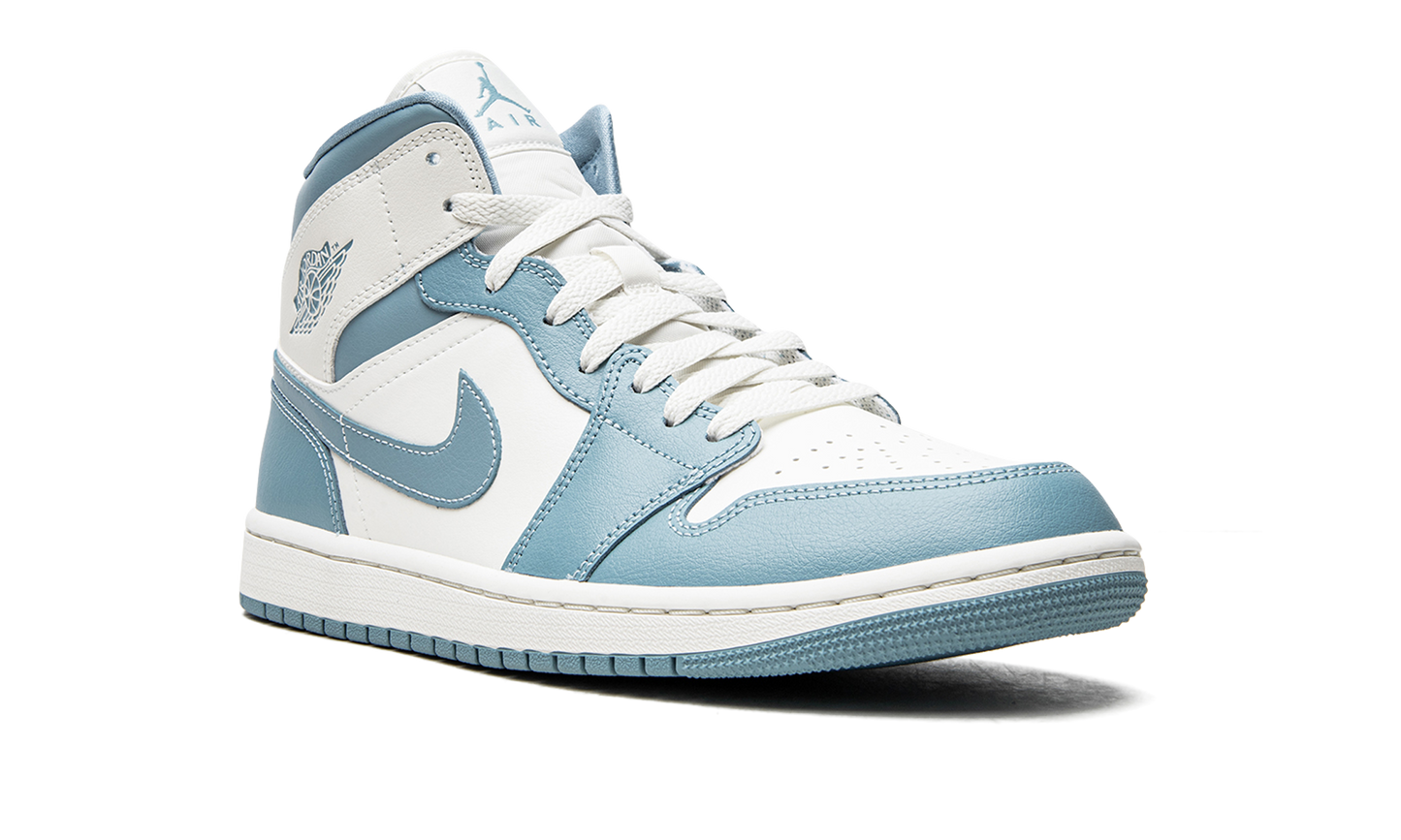 AIR JORDAN 1 MID WMNS  UNC