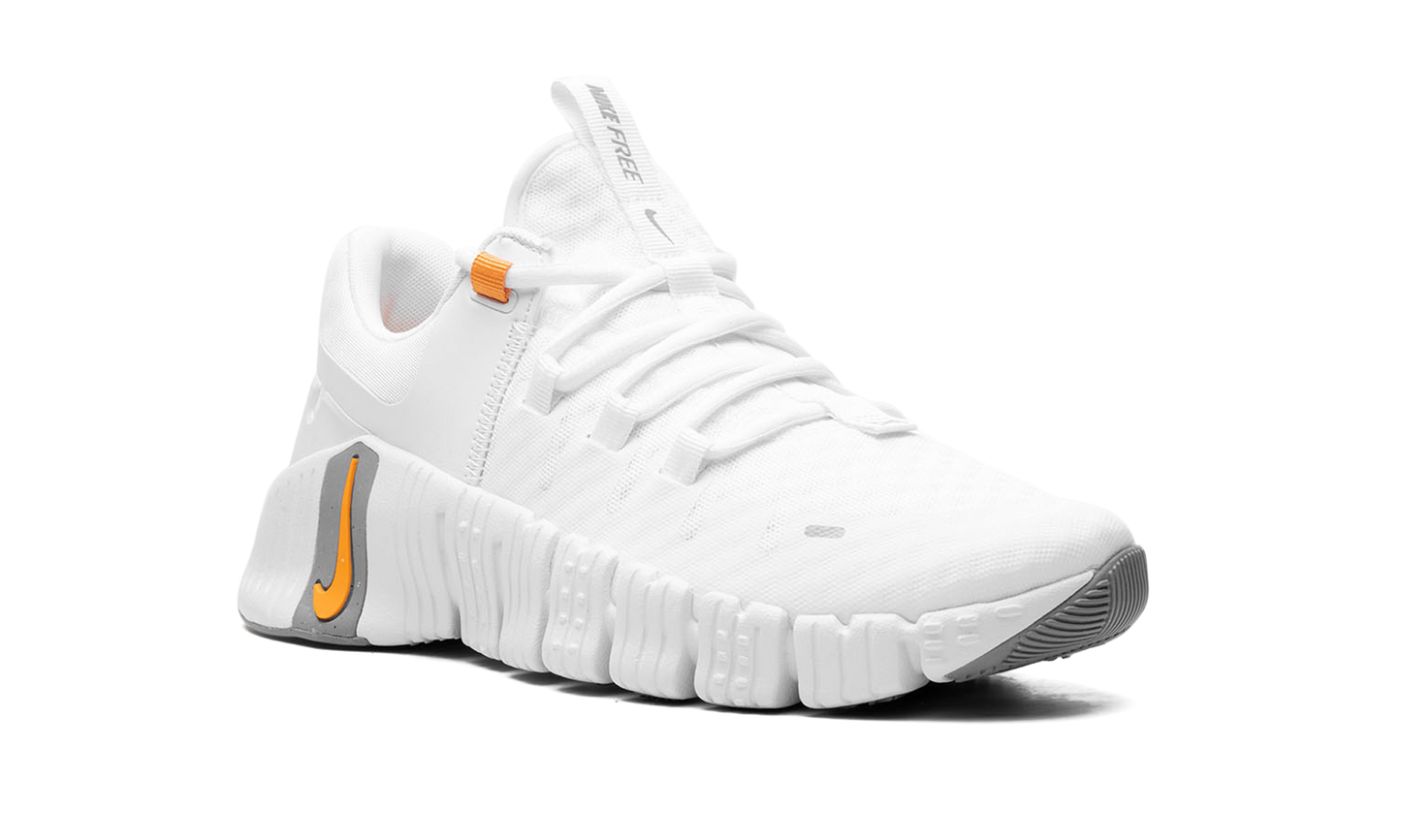 Free Metcon 5  White Football Grey