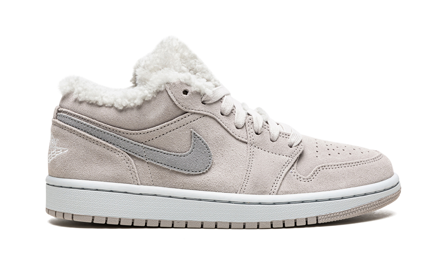 AIR JORDAN 1 LO SE WMNS  Sherpa Fleece