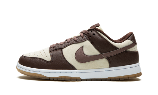 DUNK LOW WMNS  Plum / Coconut Milk