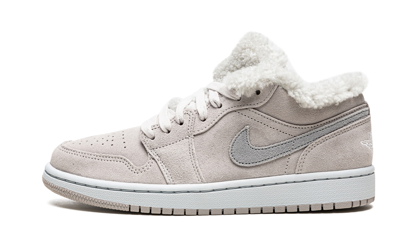 AIR JORDAN 1 LO SE WMNS  Sherpa Fleece