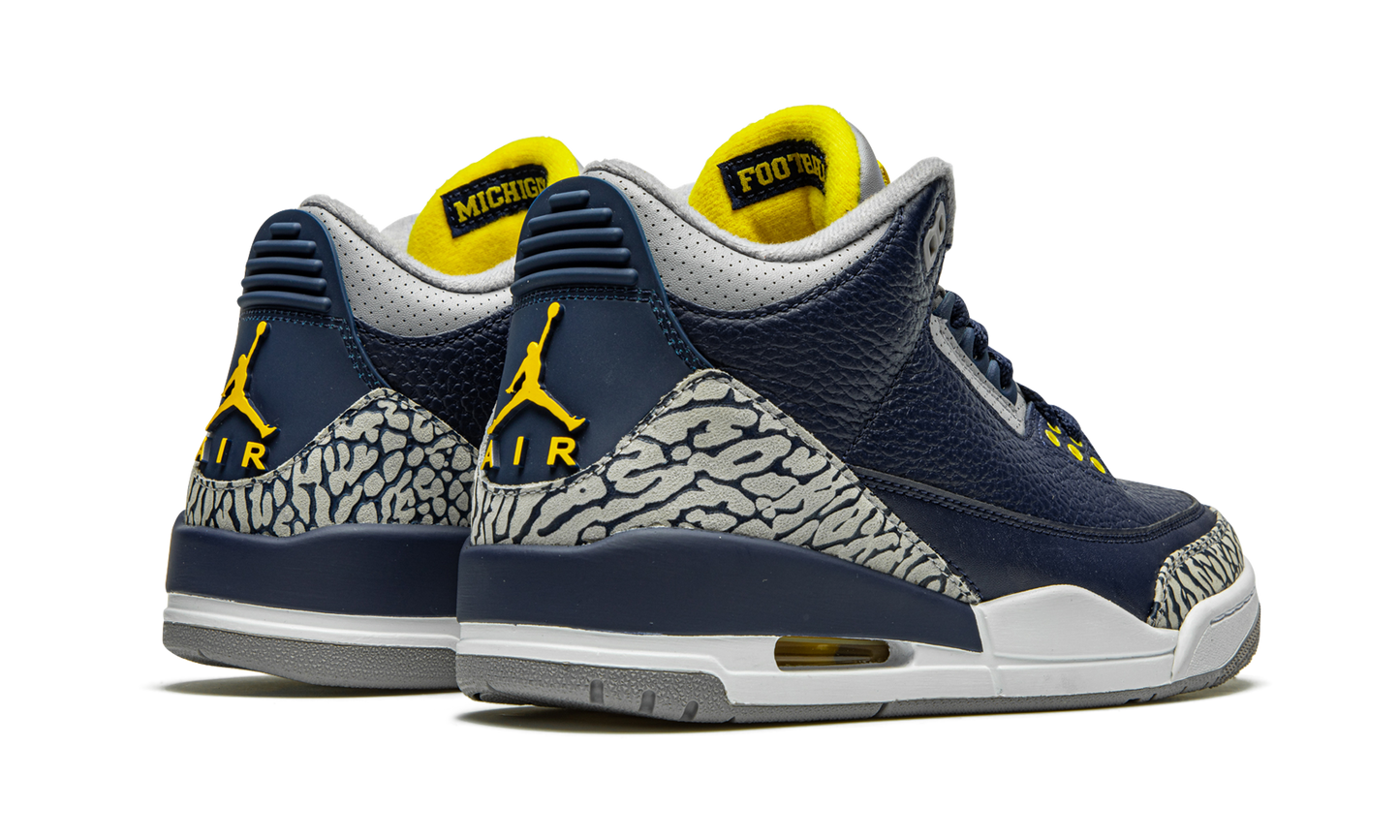 Air Jordan 3 Retro PE  Michigan