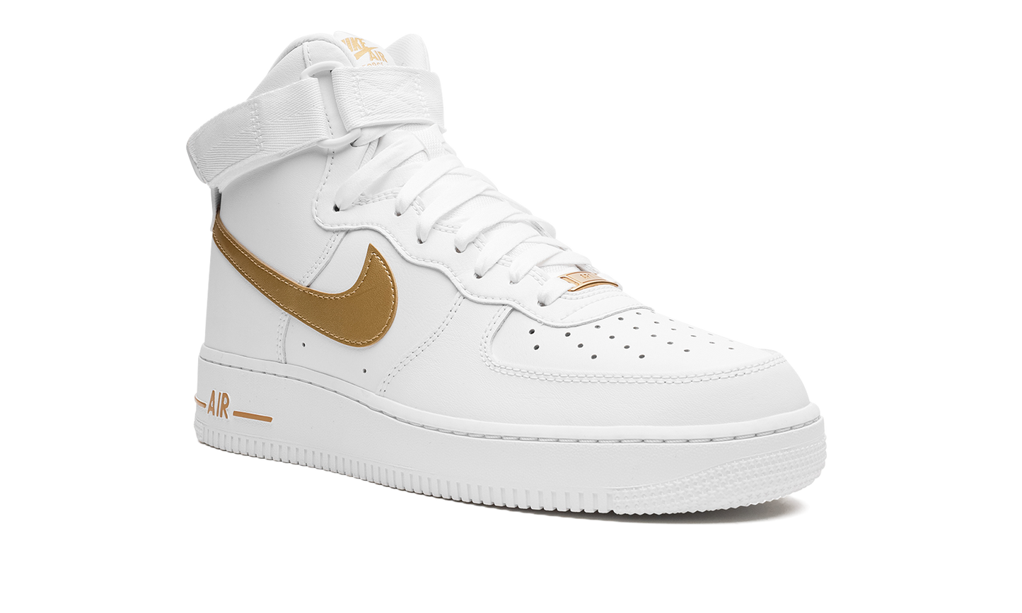 AIR FORCE 1 WMNS  White / Metallic Gold