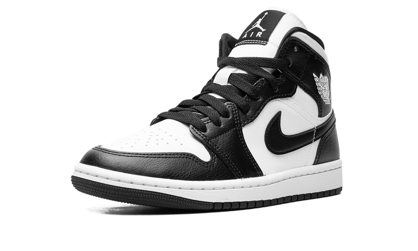 AIR JORDAN 1 MID WMNS  Panda