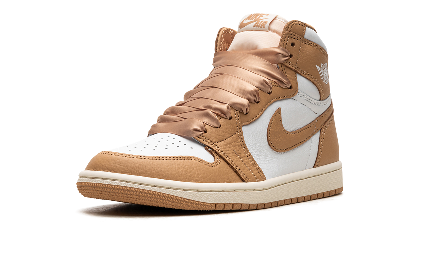 AIR JORDAN 1 RETRO HIGH OG WMNS  Praline