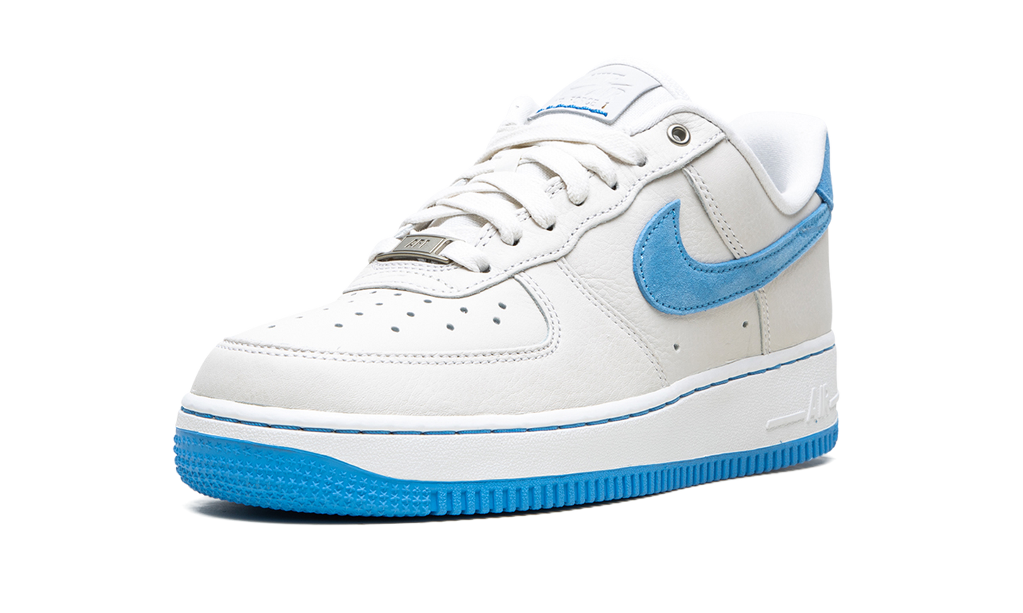 AIR FORCE 1 LO LXX MNS WMNS  University Blue